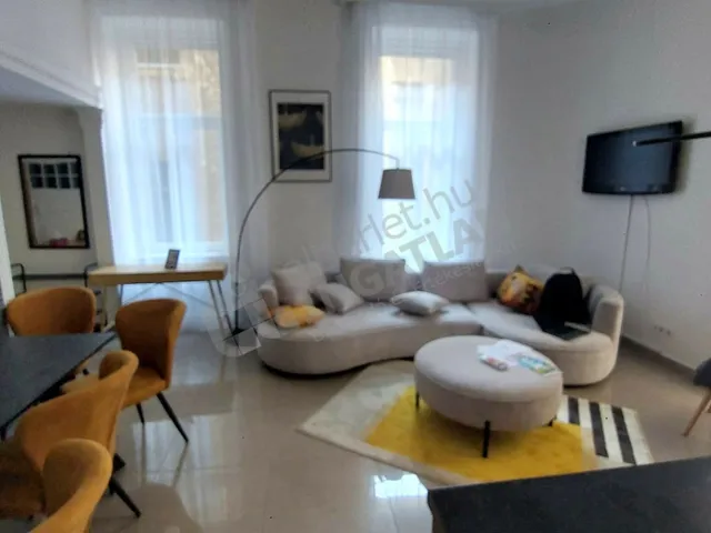 Kiadó lakás Budapest VIII. kerület, Szűz utca 106 nm