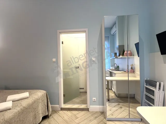 Kiadó lakás Budapest VI. kerület, Ó utca 17 nm