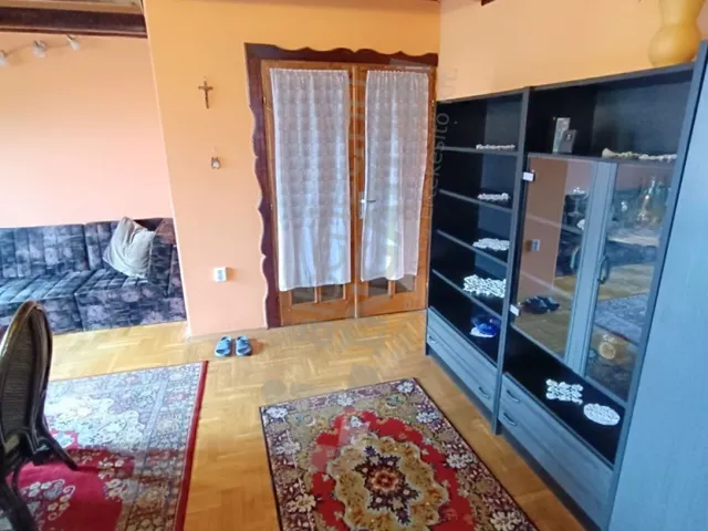 Kiadó ház Budapest XVIII. kerület, Szemeretelep, József Attila utca 85 nm