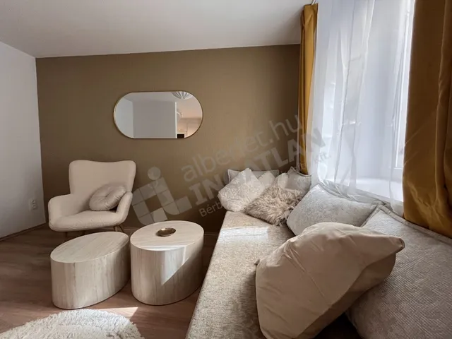 Kiadó lakás Budapest VII. kerület, Szövetség utca 50 nm