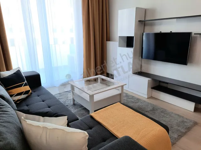 Kiadó lakás Budapest VIII. kerület, Corvin sétány 43 nm