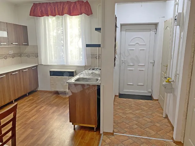 Eladó lakás Budapest XI. kerület, Kelenföld, Fehérvári út 47 nm