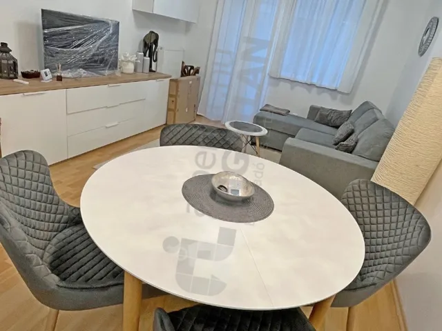 Kiadó lakás Budapest XI. kerület, Péterhegy, Péterhegyi út 43 nm