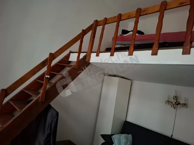 Eladó lakás Budapest VIII. kerület, Auróra utca 21 nm