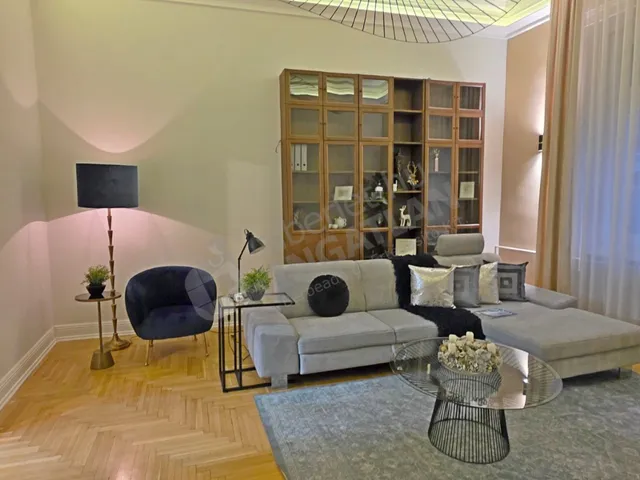 Kiadó lakás Budapest V. kerület, Belváros, Honvéd utca 75 nm