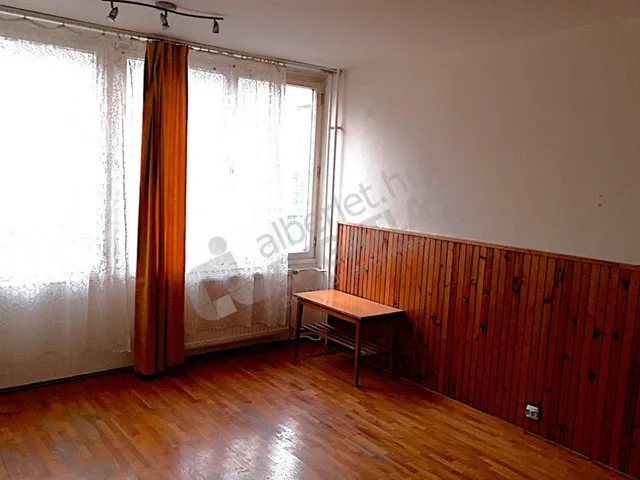 Kiadó lakás Budapest III. kerület, Szőlő utca 30 nm