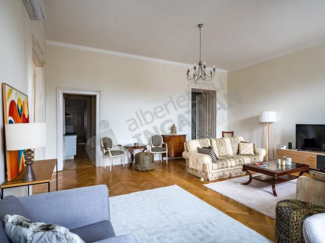 Kiadó lakás Budapest V. kerület, Belváros 120 nm