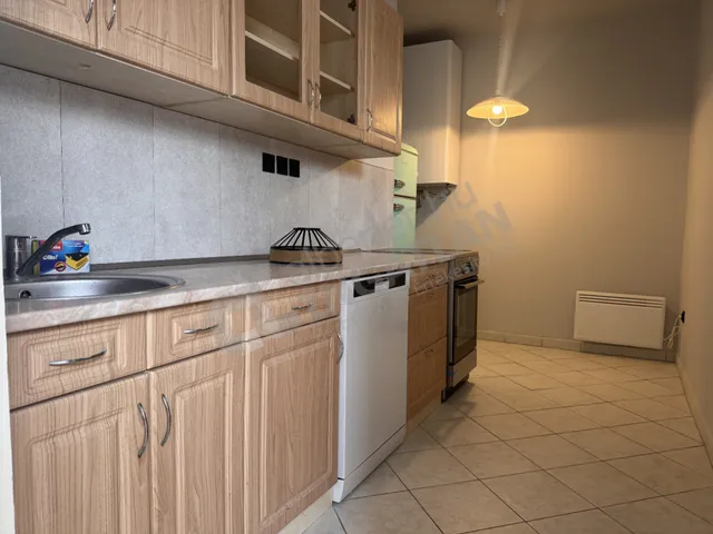 Kiadó lakás Budapest III. kerület, Remetehegyi út 72 nm