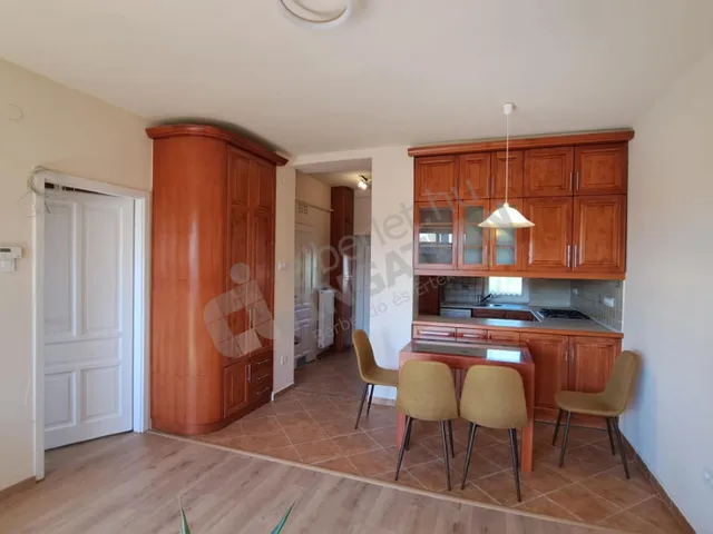 Kiadó lakás Budapest XII. kerület, Kissvábhegy 47 nm