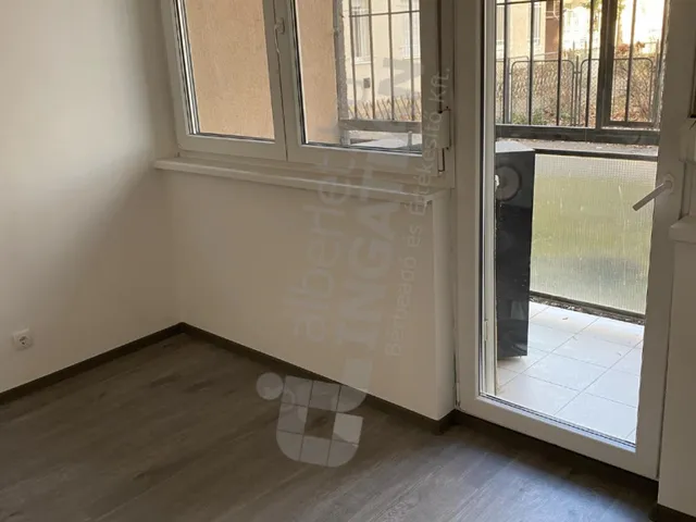 Kiadó lakás Budapest XVI. kerület, Molnár István sétány 52 nm