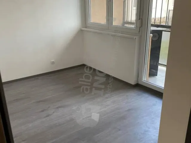 Kiadó lakás Budapest XVI. kerület, Molnár István sétány 52 nm