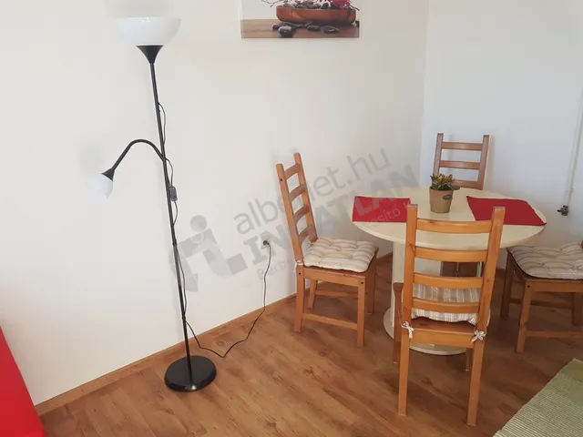 Kiadó lakás Budapest VIII. kerület, Diószegi Sámuel utca 32 nm