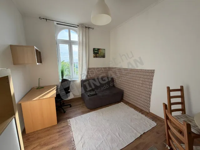 Kiadó lakás Budapest VIII. kerület, Diószegi Sámuel utca 32 nm