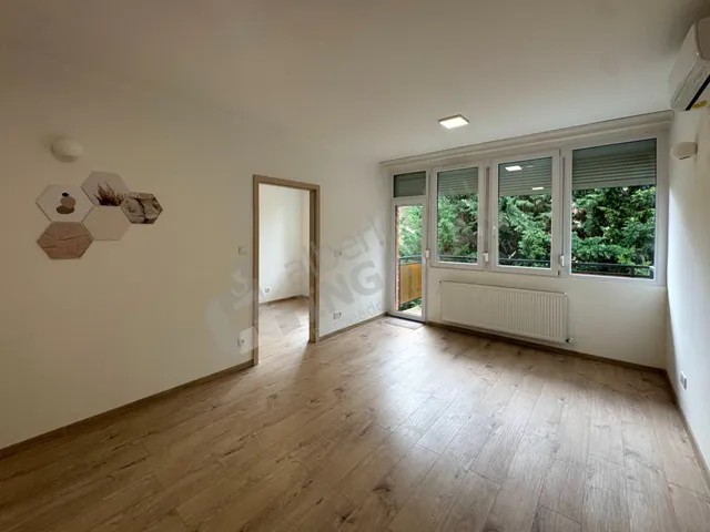 Kiadó lakás Budapest XII. kerület, Farkasrét 63 nm