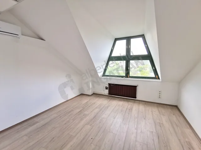 Kiadó kereskedelmi és ipari ingatlan Budapest XII. kerület, Városmajor utca 160 nm