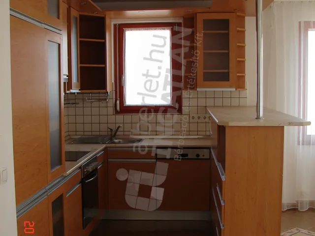 Eladó lakás Budapest III. kerület, Remetehegy, Perényi út 68 nm