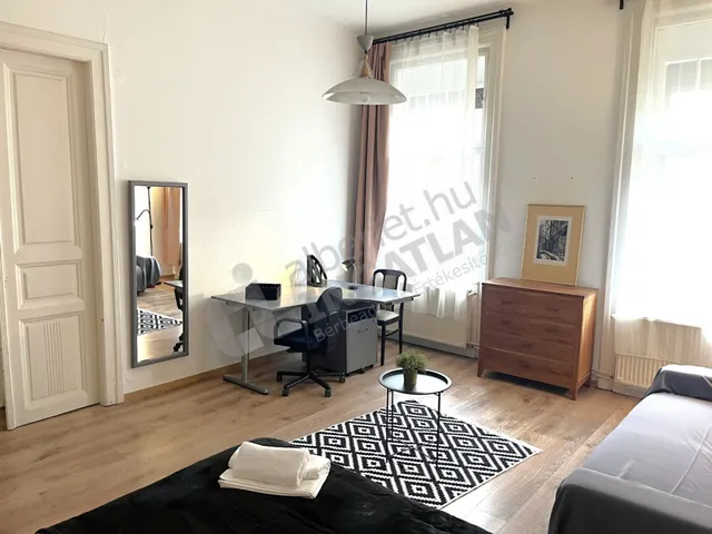 Kiadó lakás Budapest IX. kerület, Mester utca 106 nm