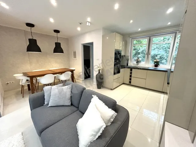 Kiadó lakás Budapest II. kerület, Törökvész 177 nm