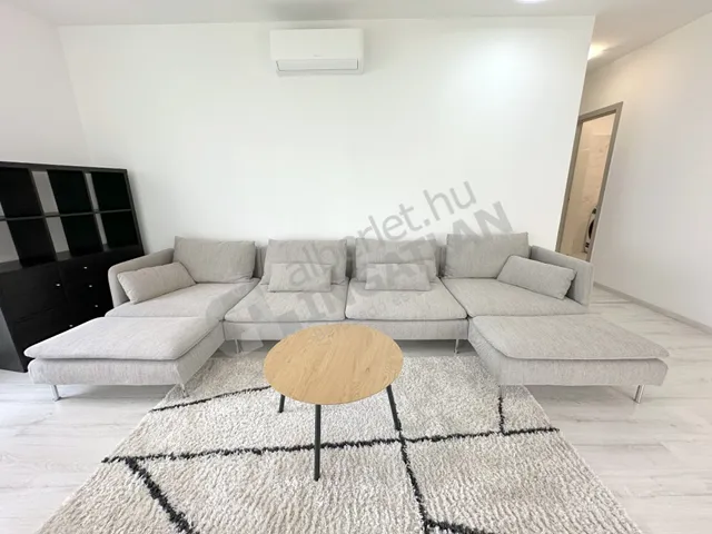 Kiadó lakás Budapest VIII. kerület, Corvin sétány 69 nm