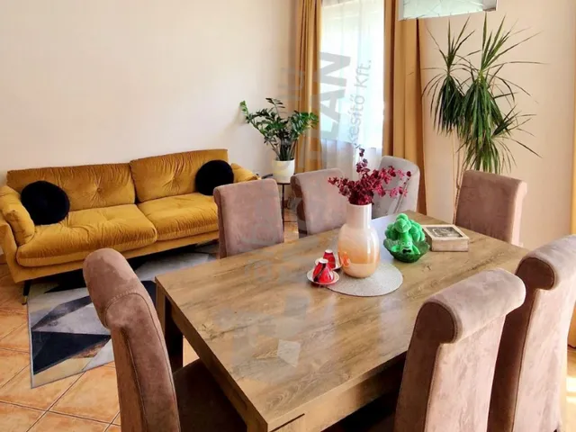 Kiadó lakás Budapest XV. kerület, Tompa Mihály utca 76 nm