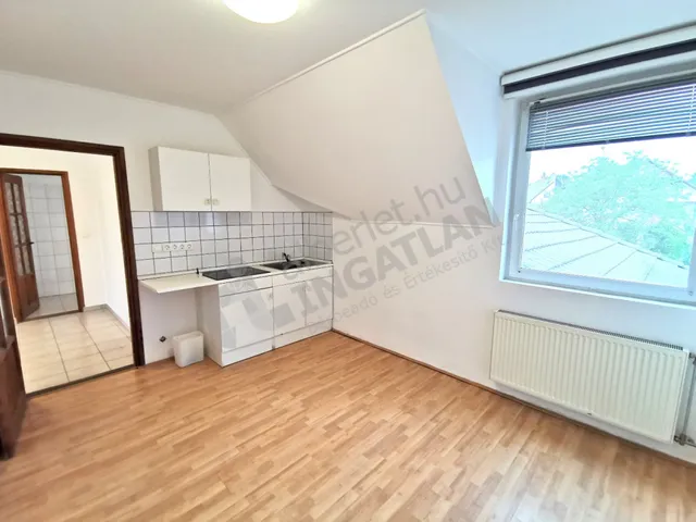 Kiadó lakás Érd, Bajcsy-Zsilinszky út 105 nm