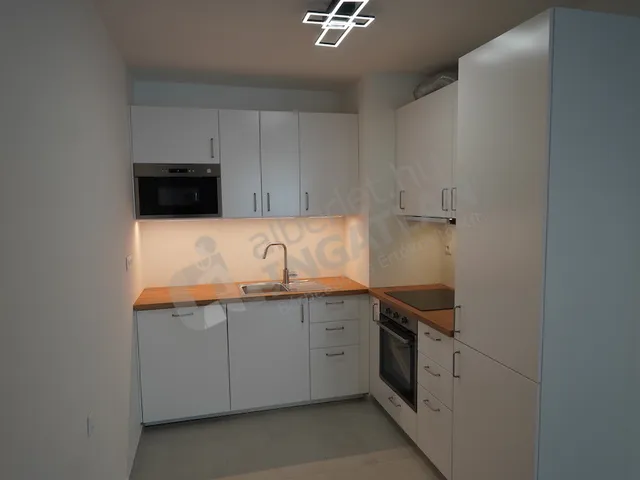 Kiadó lakás Budapest XIII. kerület, Angyalföldi út 49 nm