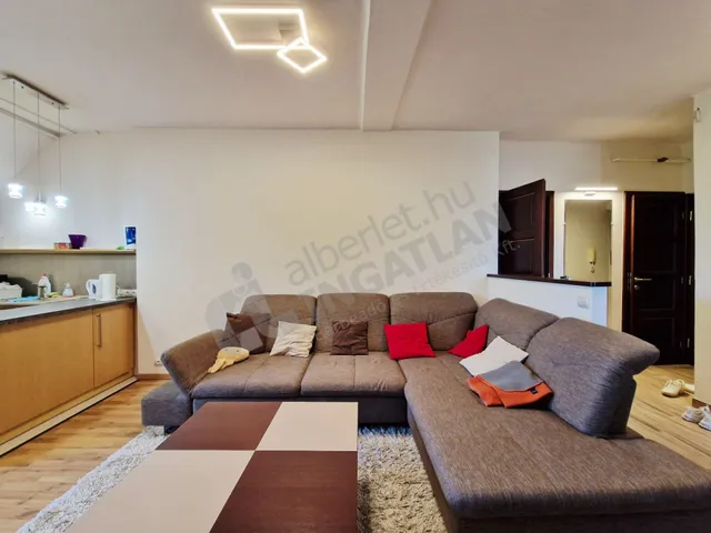 Kiadó lakás Budapest VI. kerület, Benczúr utca 72 nm