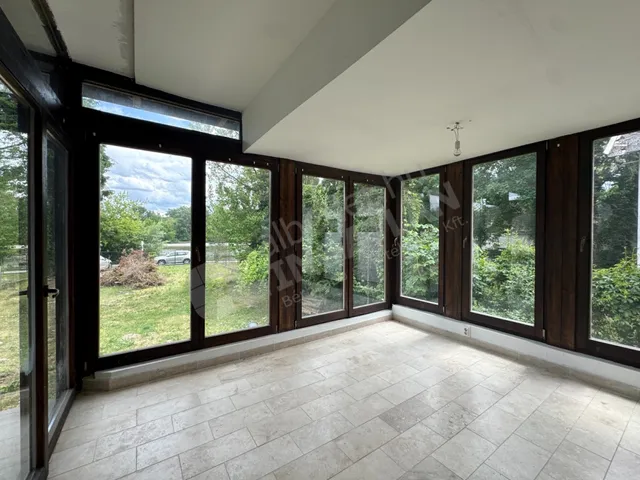 Kiadó ház Leányfalu 162 nm