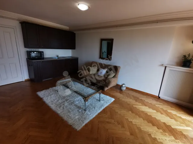Kiadó lakás Budapest XII. kerület, Széchenyi-hegy, Rege út 52 nm