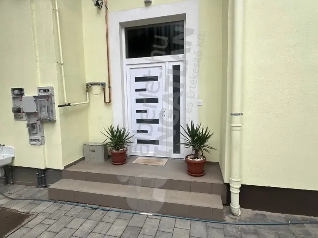 Kiadó lakás Budapest II. kerület, Hűvösvölgy, Vadaskerti utca 171 nm