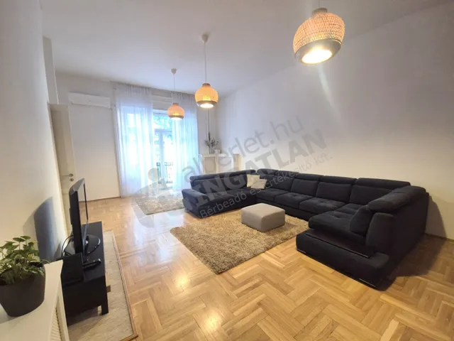 Kiadó lakás Budapest V. kerület, Lipótváros, Hold utca 110 nm