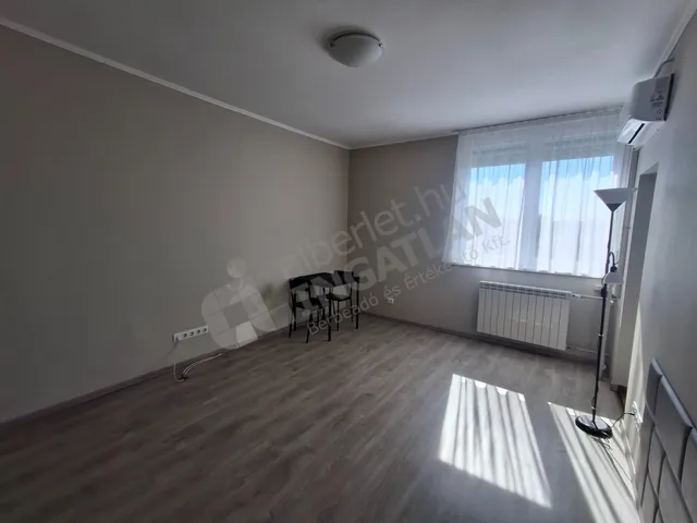 Kiadó lakás Budapest XIV. kerület 27 nm