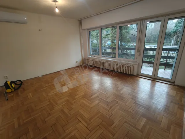 Kiadó lakás Budapest XII. kerület, Kissvábhegy 53 nm