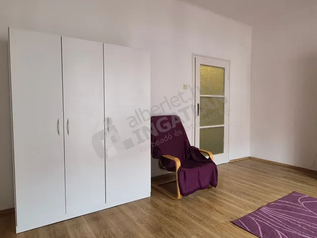 Kiadó lakás Budapest IX. kerület, Üllői út 37 nm