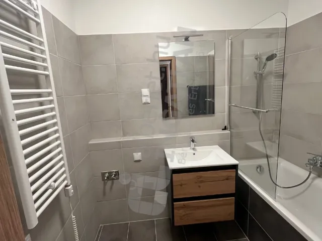 Kiadó lakás Budapest IX. kerület, Pápay István utca 45 nm