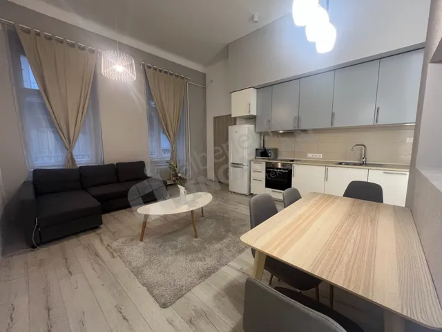 Kiadó lakás Budapest VIII. kerület, Bródy Sándor utca 40 nm