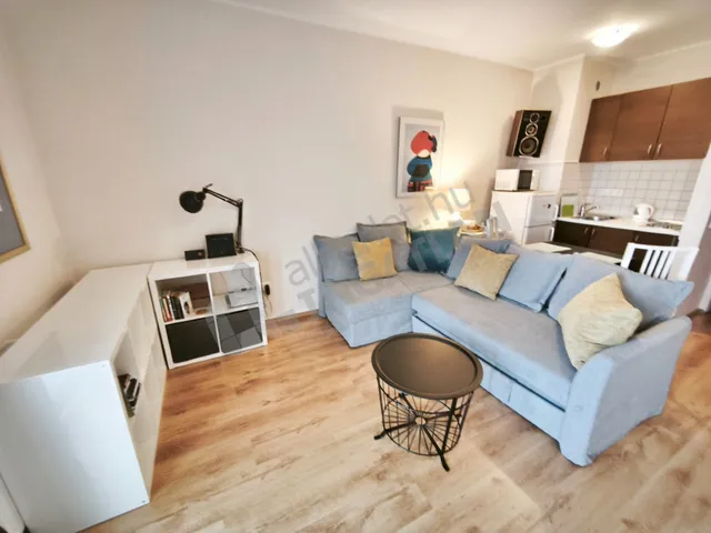 Kiadó lakás Budapest VIII. kerület, Kisfaludy utca 32 nm