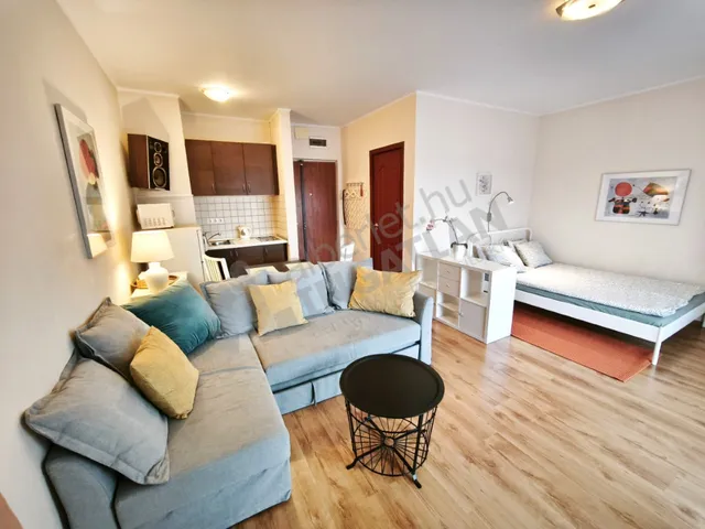 Kiadó lakás Budapest VIII. kerület, Kisfaludy utca 32 nm