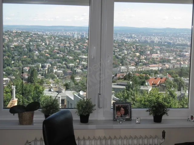 Kiadó lakás Budapest XII. kerület, Istenhegy, Óra út 80 nm
