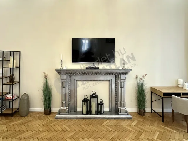 Kiadó lakás Budapest VI. kerület, Jókai utca 110 nm