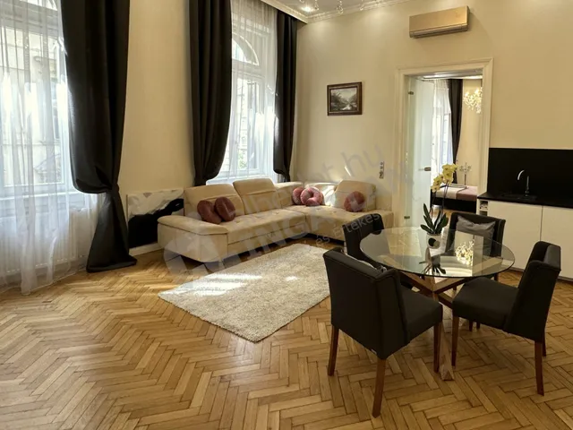 Kiadó lakás Budapest VI. kerület 110 nm