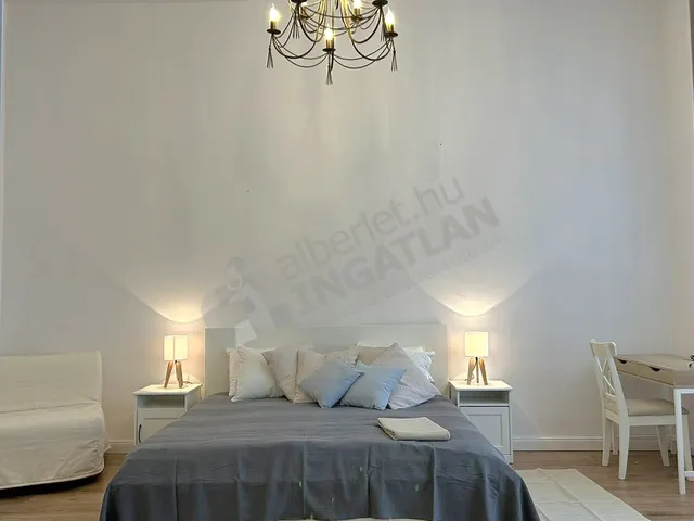 Kiadó lakás Budapest VI. kerület, Rózsa utca 75 nm