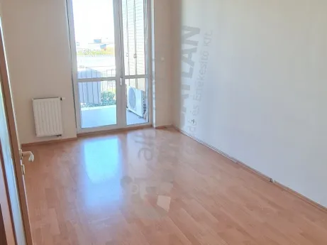 Kiadó lakás Budapest XI. kerület, Nádorkert, Szerémi út 49 nm