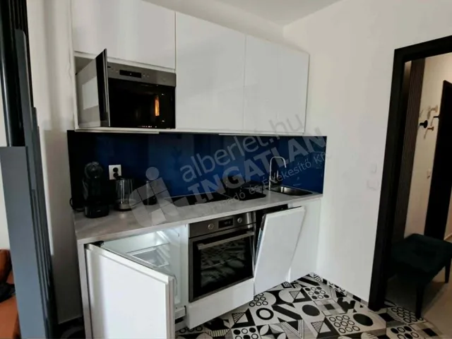 Kiadó lakás Budapest III. kerület, Remetehegy, Bécsi út 38 nm