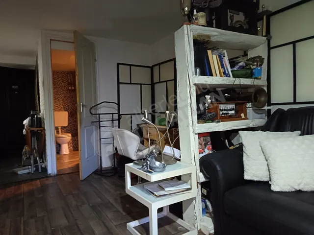 Eladó lakás Budapest III. kerület, Váradi utca 29 nm