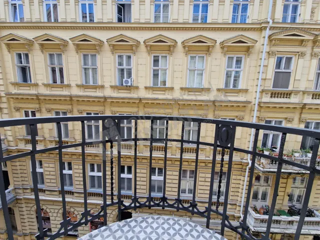 Kiadó lakás Budapest V. kerület, Belváros, Váci utca 50 nm
