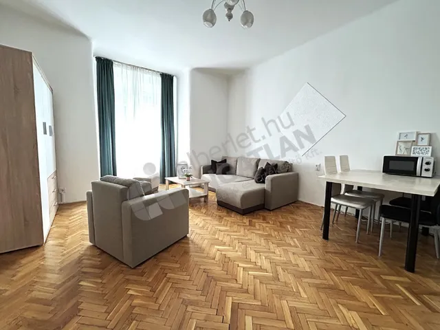 Kiadó lakás Budapest VIII. kerület, Századosnegyed 42 nm