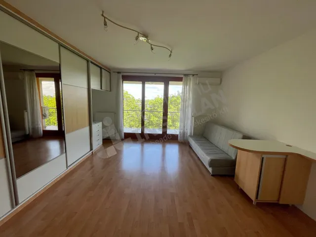 Kiadó lakás Budapest XXII. kerület, Rózsakert utca 35 nm