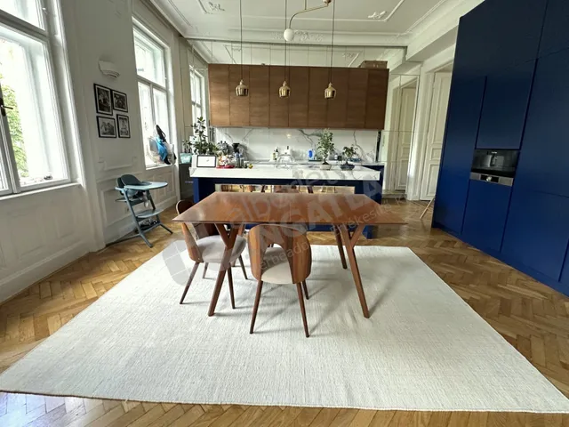 Kiadó lakás Budapest VI. kerület, Rippl-Rónai utca 110 nm