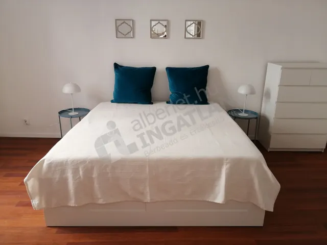 Kiadó lakás Budapest VIII. kerület, Mária utca 85 nm